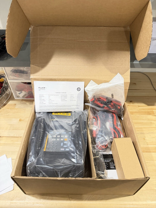 FLUKE 754 DOCUMENTING PROCESS CALIBRATOR CALIBRATED 20252026