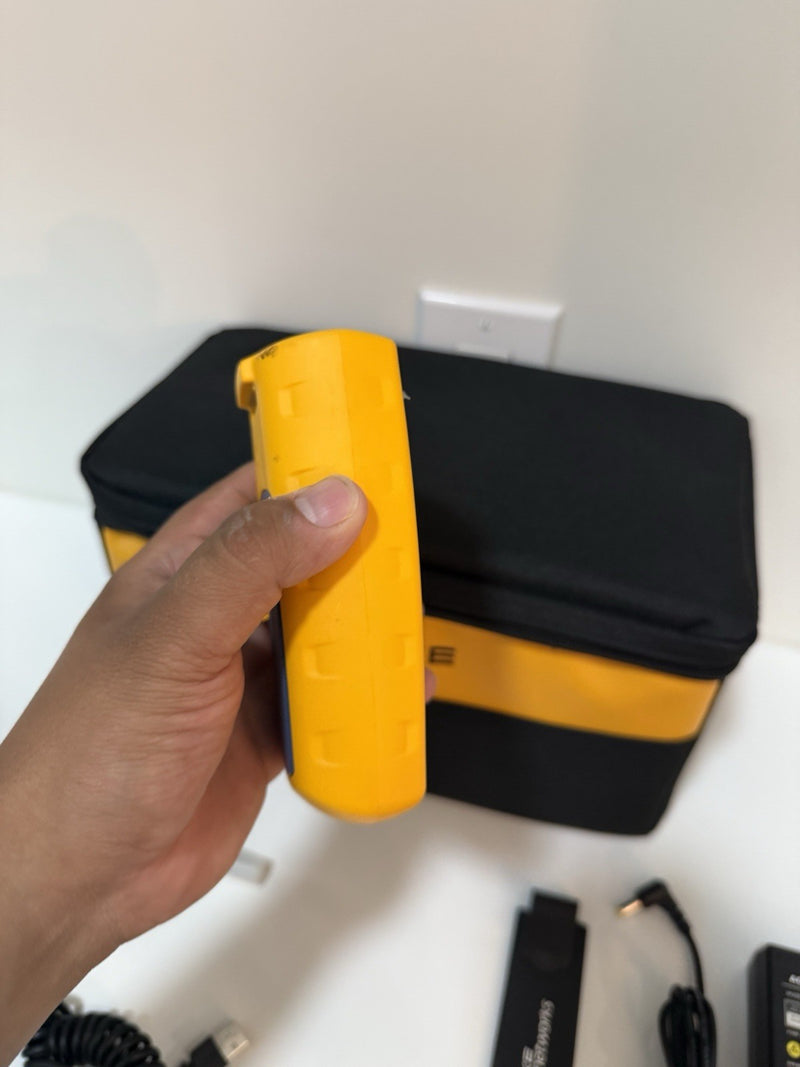 FLUKE NETWORKS FI-500 FIBER INSPECTOR MICRO KIT WITH BAG & CHARGER