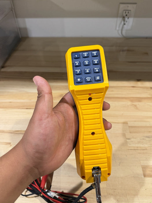 FLUKE NETWORKS TS 19 TELEPHONE TEST SET (TESTED)