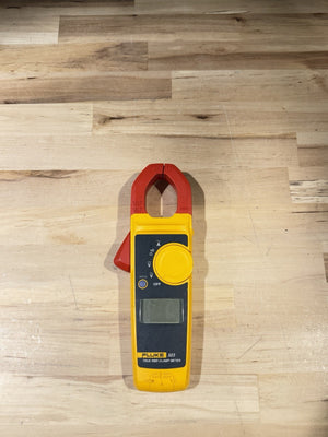 FLUKE 323 TRUE RMS CLAMP METER FOR PARTS