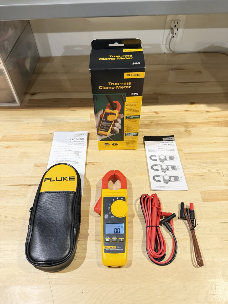 FLUKE 325 TRUE RMS CLAMP METER SHIPS FAST - NEW
