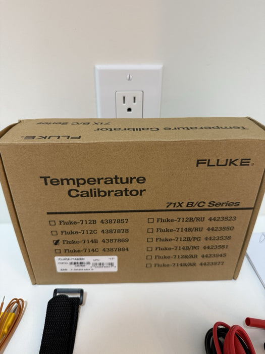 FLUKE 714B THERMOCOUPLE CALIBRATOR MFD 2024 CALIBRATED 2024