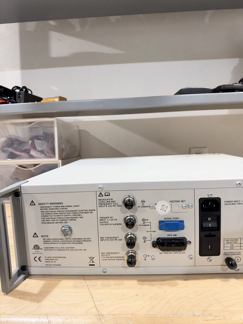 FLUKE 9610A/AF RF REFERENCE SOURCE - FREE SHIPPING (SHIPS FAST)