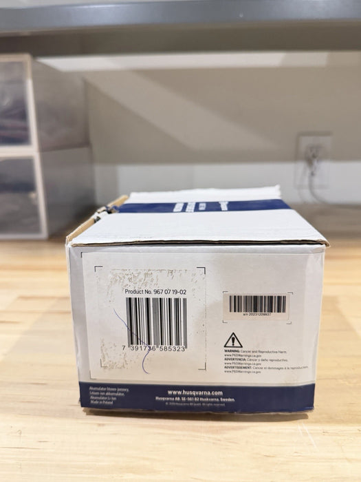 HUSQVARNA BLi300 - 36V 9.0 AH BATTERY NEW OEM 967071902 (NEW FACTORY SEALED)