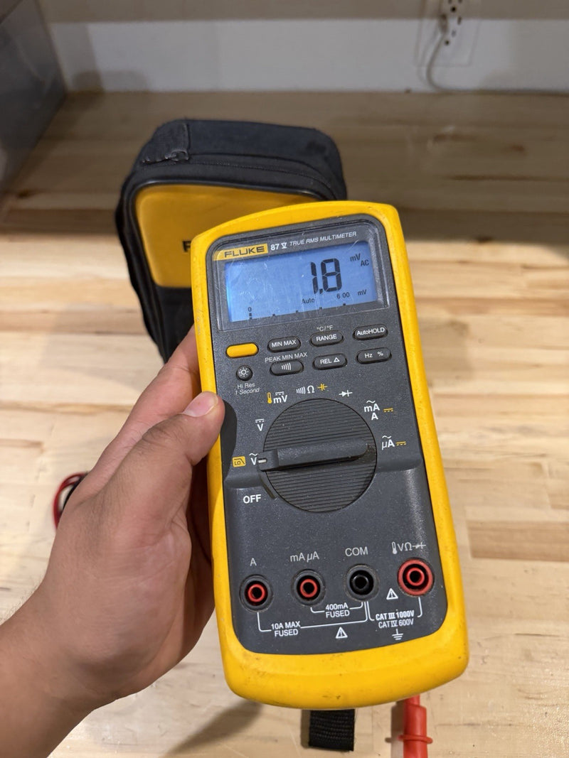 FLUKE 87V TRUE RMS MULTIMETER W/ LEADS (TESTED) SHIPS FAST