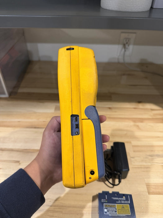 FLUKE NETWORKS DTX-1200 MAINFRAME & FIBER MODULE WITH CHARGER TESTED