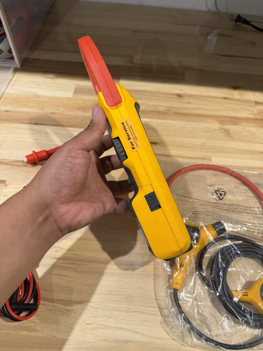 FLUKE 381 REMOTE DISPLAY TRMS CLAMP METER WITH ACCESSORIES TESTED