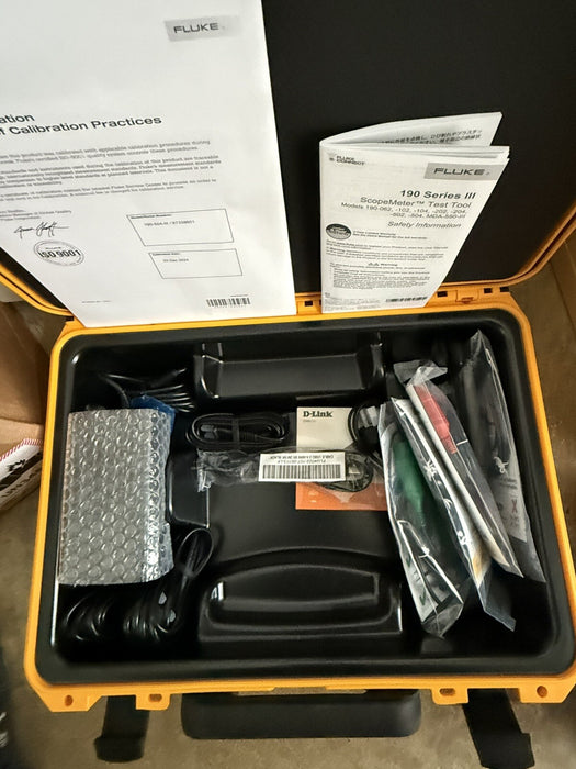 FLUKE 190-504-III-S 500 MHZ 4-CH 5GS/S COLOR SCOPEMETER NEW