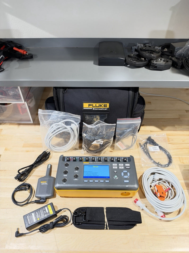 FLUKE BIOMEDICAL PROSIM 8 VITAL SIGNS SIMULATOR KIT W/ SPO2 (CALIBRATED 2026)