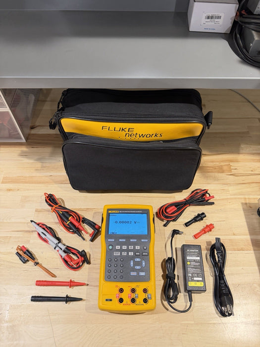 FLUKE 753 DOCUMENTING PROCESS CALIBRATOR WITH ACCESSORIES TESTED