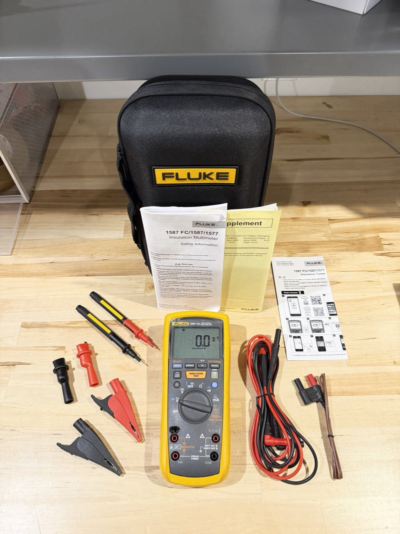 FLUKE 1587 FC INSULATION MULTIMETER WITH LEADS & CASE TESTED