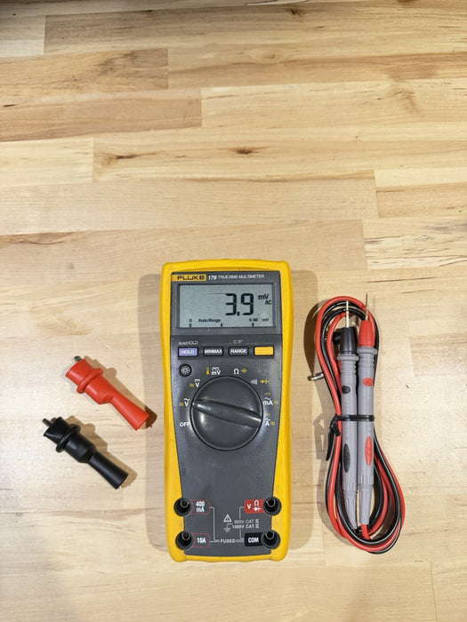 FLUKE 179 TRUE RMS MULTIMETER W/ LEADS- SHIPS FAST (TESTED)