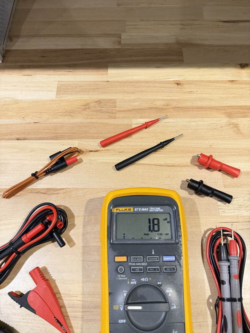 FLUKE 87V-MAX/E2 INDUSTRIAL COMBO KIT TESTED