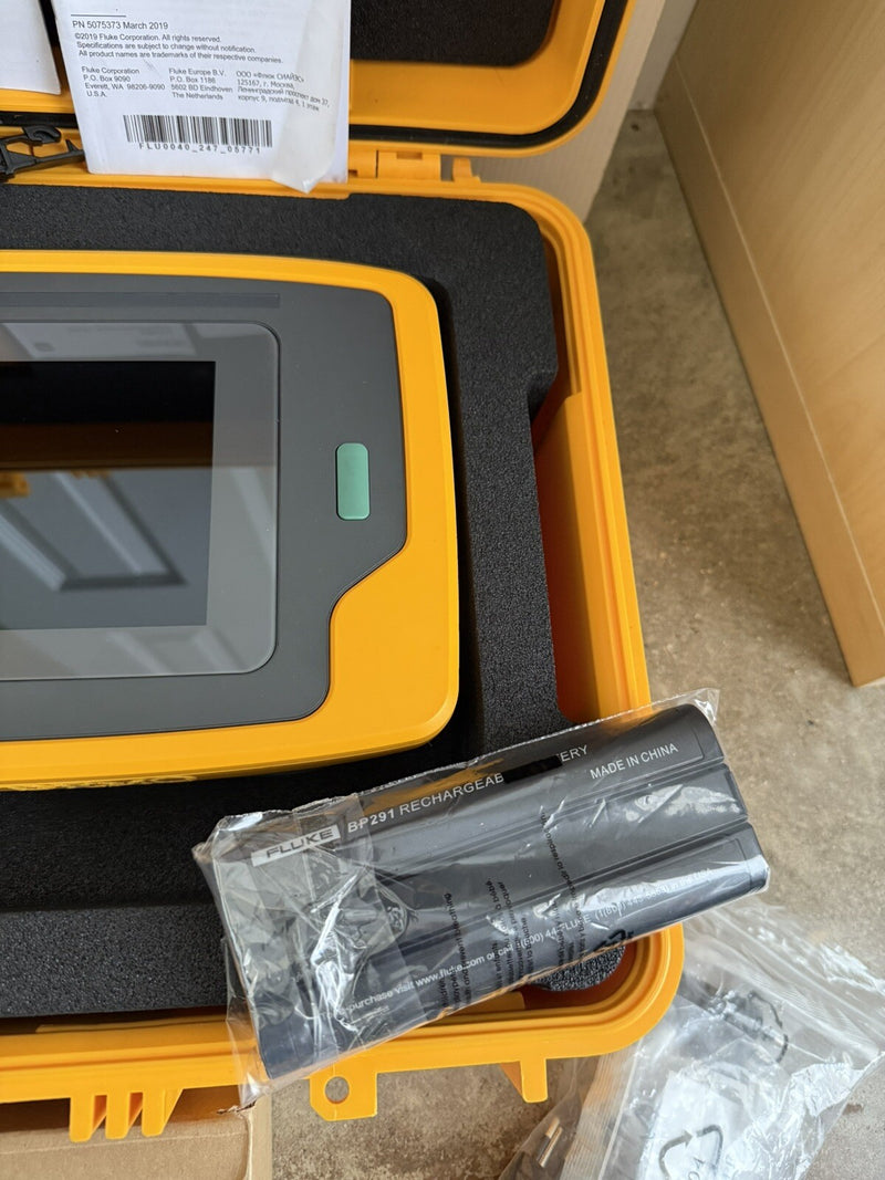 FLUKE II900 INDUSTRIAL ACOUSTIC IMAGER WITHBATTERIE & CHARGER