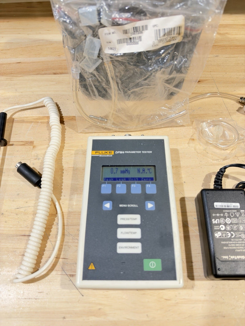FLUKE BIOMEDICAL DPM4-2H PARAMETER TESTER W/ CHARGER & PROBE (TESTED) SHIPS FAST