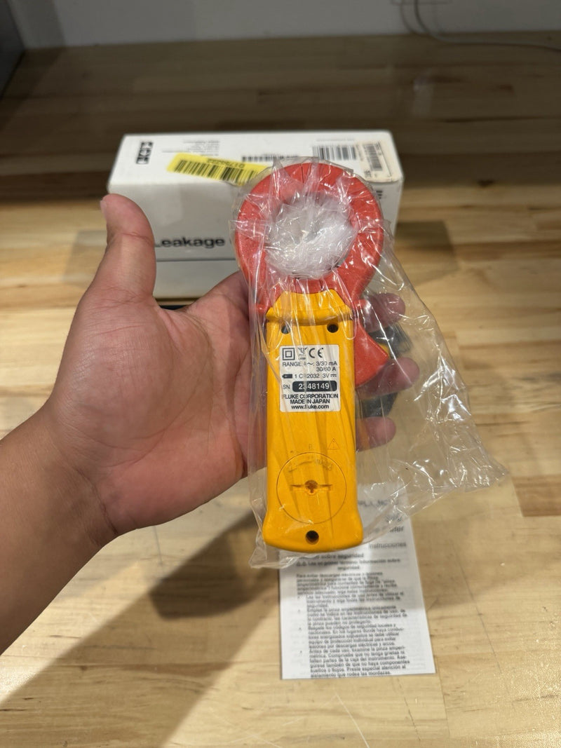 FLUKE 360 AC LEAKAGE CURRENT CLAMP METER TESTED RARE