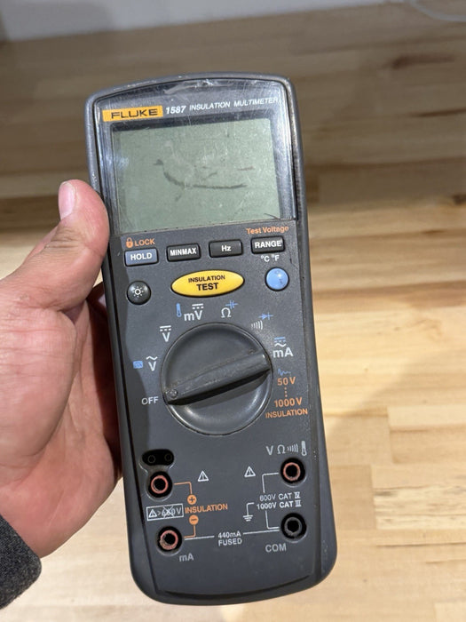 FLUKE 1587 INSULATION TESTER (PARTS ONLY) DOESN’T WORK