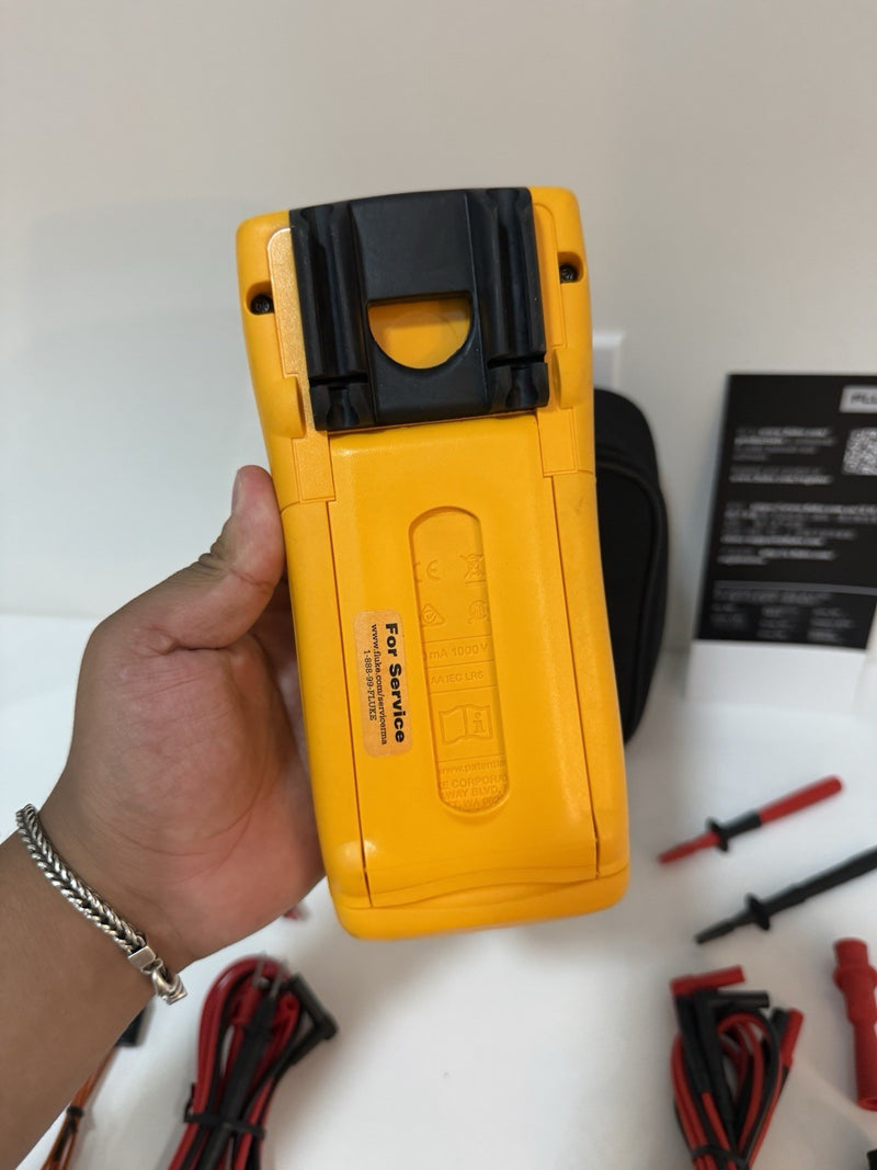 FLUKE 787B PROCESSMETER WITH ACCESSORIES & BAG TESTED