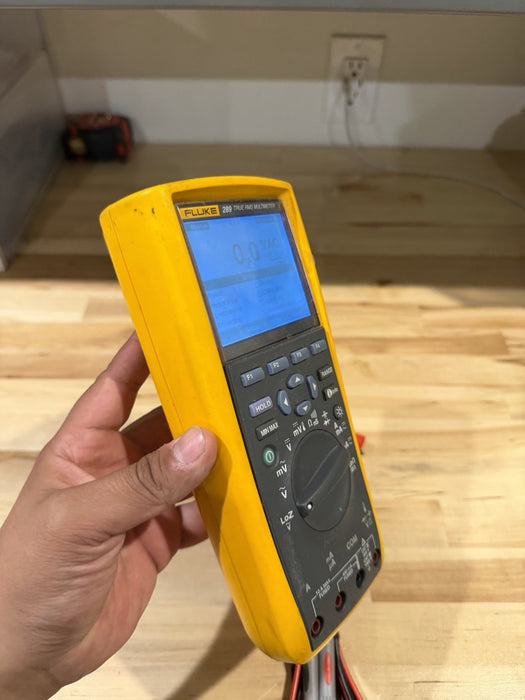 FLUKE 289 TRUE RMS ELECTRONIC LOGGING DIGITAL MULTIMETER W/ LEADS & CLIPS #9