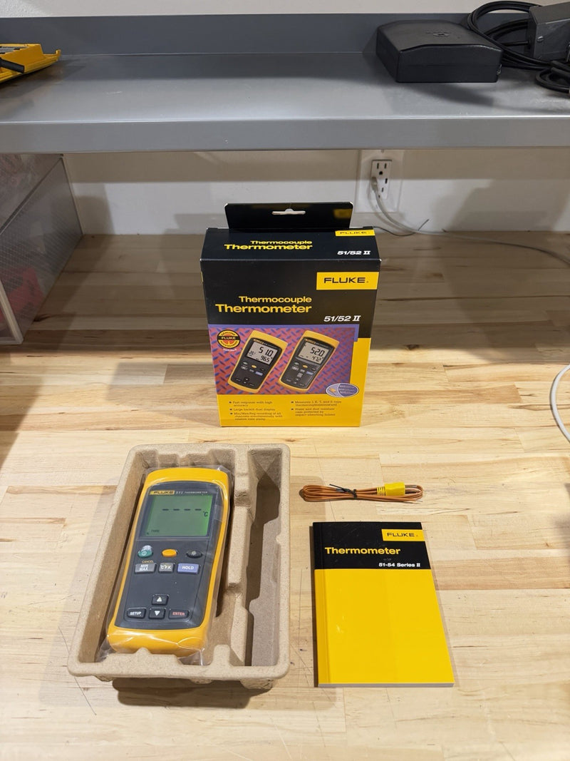 FLUKE 51 II THERMOCOUPLE THERMOMETER- SHIPS FAST (NEW)
