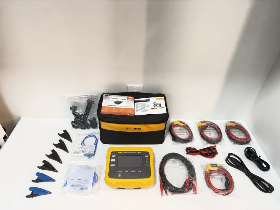 FLUKE 3540 FC 3-PHASE POWER MONITOR WITH ACCESSORIES TESTED NEW