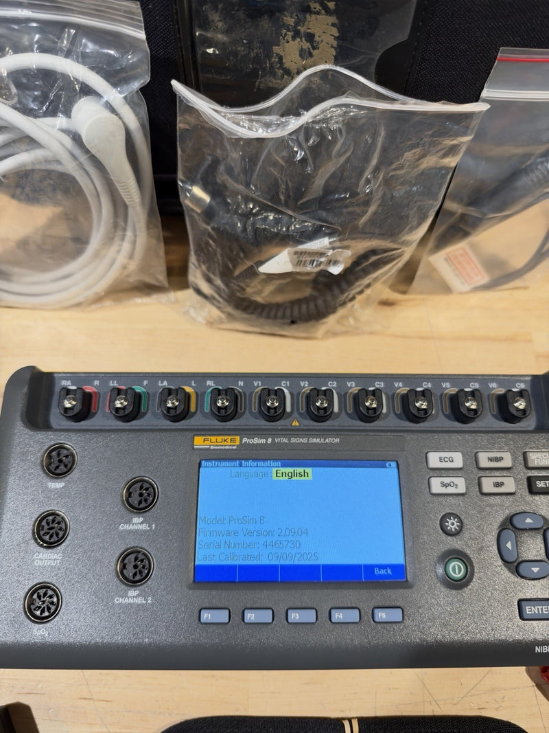 FLUKE BIOMEDICAL PROSIM 8 VITAL SIGNS SIMULATOR KIT W/ SPO2 (CALIBRATED 2026)