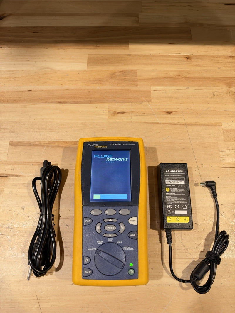 FLUKE NETWORKS DTX-1800 MAINFRAME & W/ CHARGER (PARTS ONLY) FOR PARTS