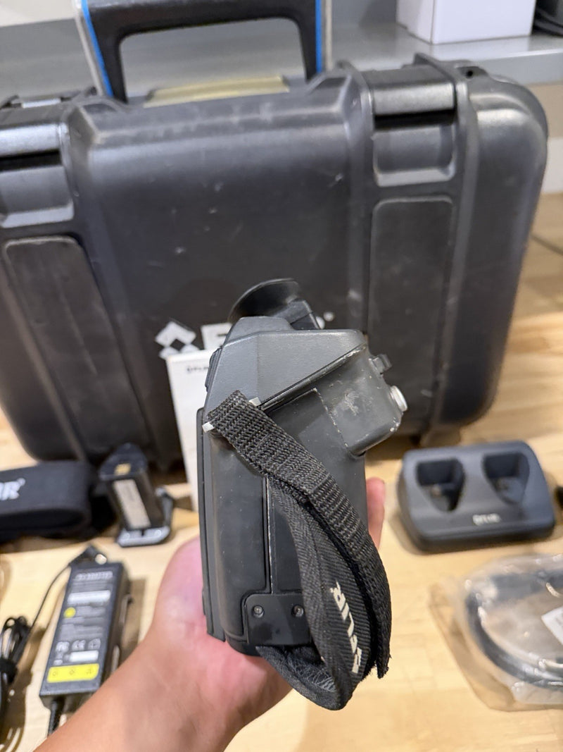 FLIR T640 THERMAL IMAGING CAMERA WITH ACCESSORIES TESTED