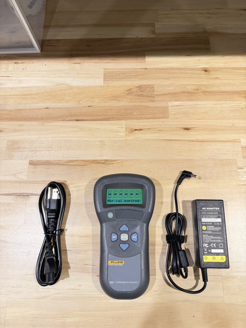 FLUKE HART SCIENTIFIC 1521 THERMOMETER READOUT WITH CHARGER MISSING COVER TESTED