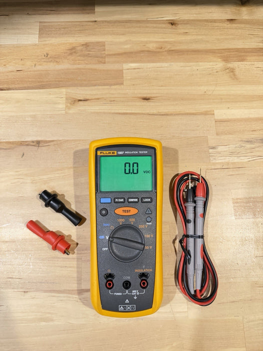 FLUKE 1507 INSULATION MULTIMETER W/ LEADS  - SHIPS FAST