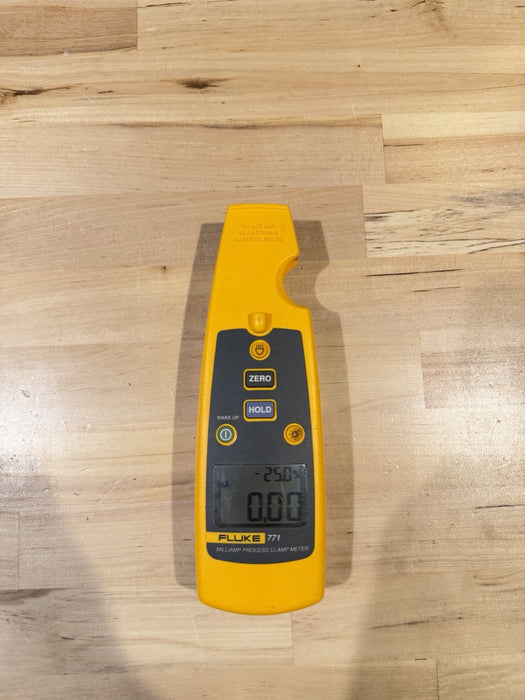 FLUKE 771 MILLIAMP PROCESS CLAMP METER (NO CLAMP) SHIPS FAST