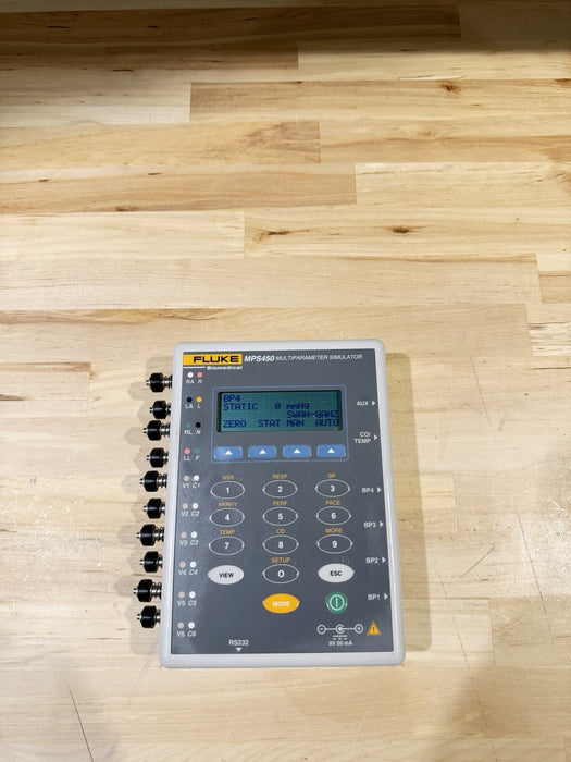 FLUKE MPS450 MULTIPARAMETER SIMULATOR WITH CASE & CHARGER MISSING COVER TESTED