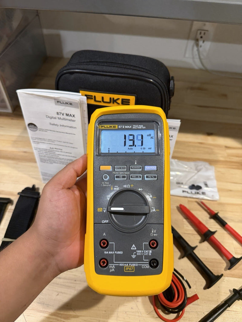 FLUKE 87V MAX TRUE RMS MULTIMETER KIT (FREE SHIPPING) NEW