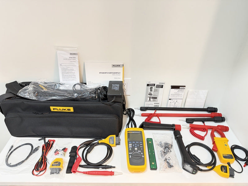 FLUKE BT521 BATTERY ANALYZER KIT WITH ACCESSORIES CALIBRATED 2025/2026