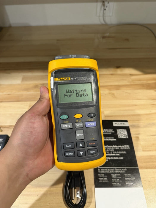 FLUKE 1523 REFERENCE THERMOMETER (CALIBRATED 2026) FREE SHIPPING /TESTED
