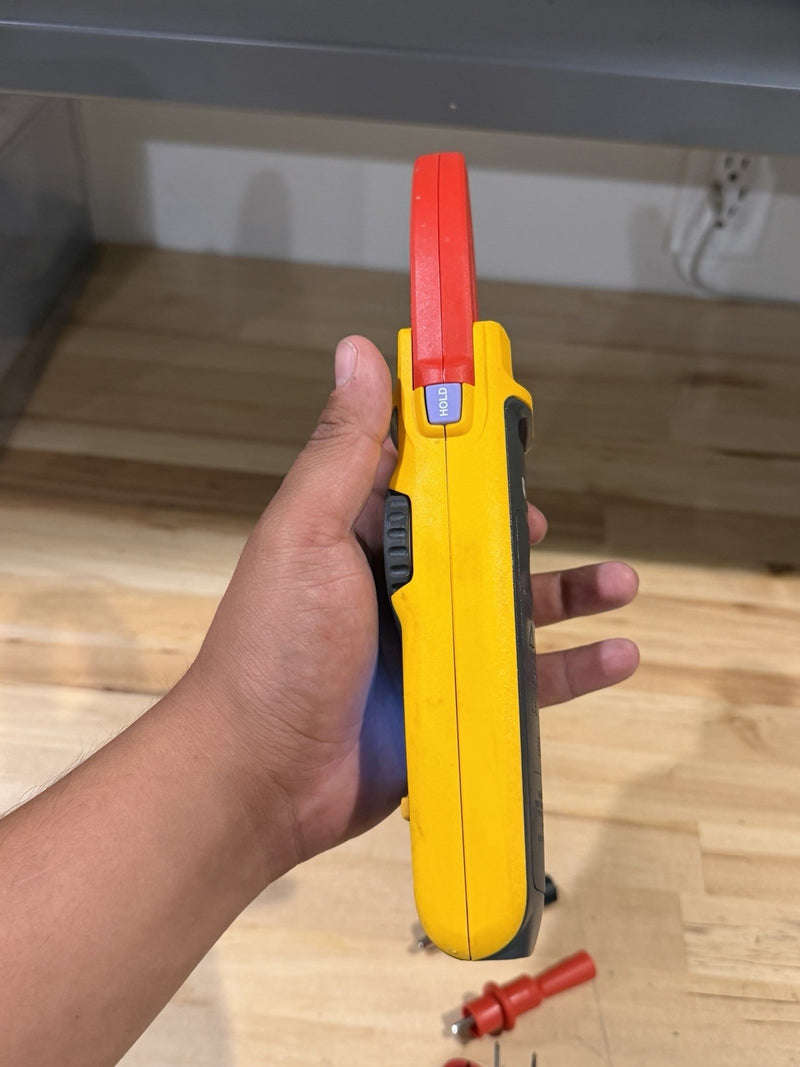 FLUKE 374 FC TRMS CLAMP METER WITH LEADS & CLIPS TESTED