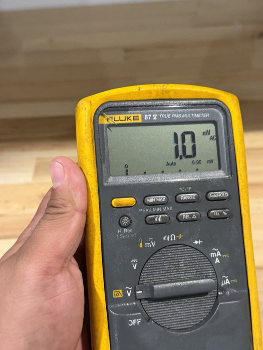 FLUKE 87V TRUE RMS MULTIMETER W/ LEADS (TESTED) SHIPS FAST