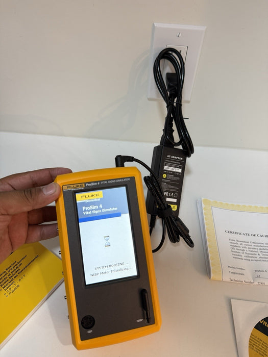 FLUKE PROSIM 4 VITAL SIGNS SIMULATOR WITH BAG & CERTIFICATE TESTED