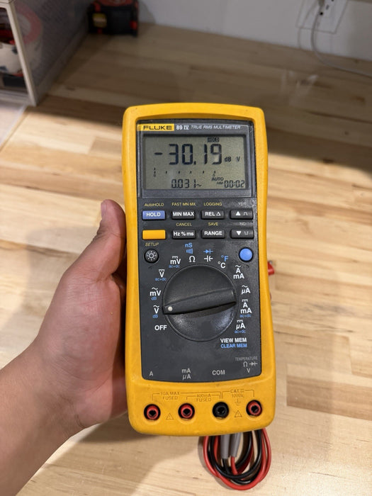 FLUKE 89 IV TRUE RMS MULTIMETER WITH LEADS & CLIPS TESTED