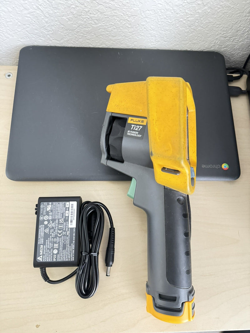 FLUKE TI27 60HZ 240 X 180 THERMAL IMAGING CAMERA WITH BATTERY & CHARGER-