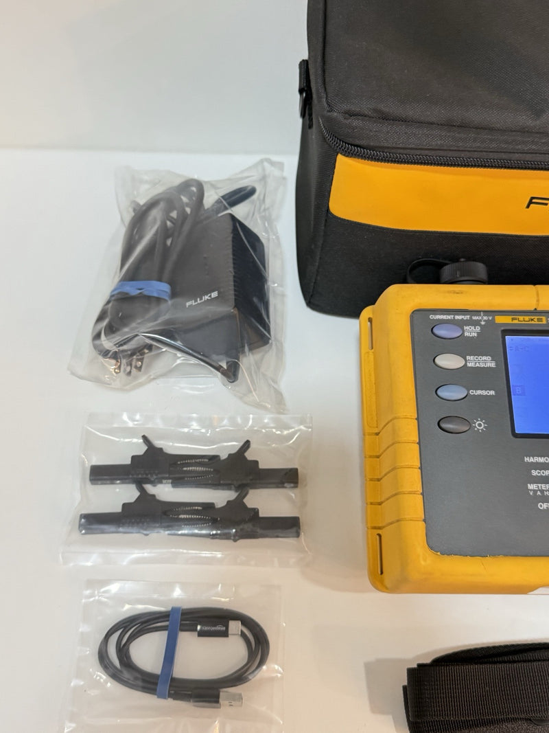 FLUKE 1735 THREE-PHASE POWER LOGGER WITH PROBES CASE CHARGER CALIBRATED 2024