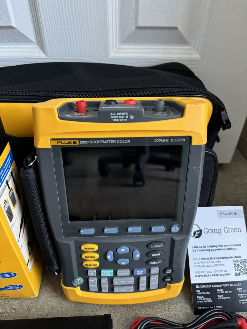 FLUKE 225C SCOPE METER OSCILLOSCOPE WITH TLK225 LEAD KIT
