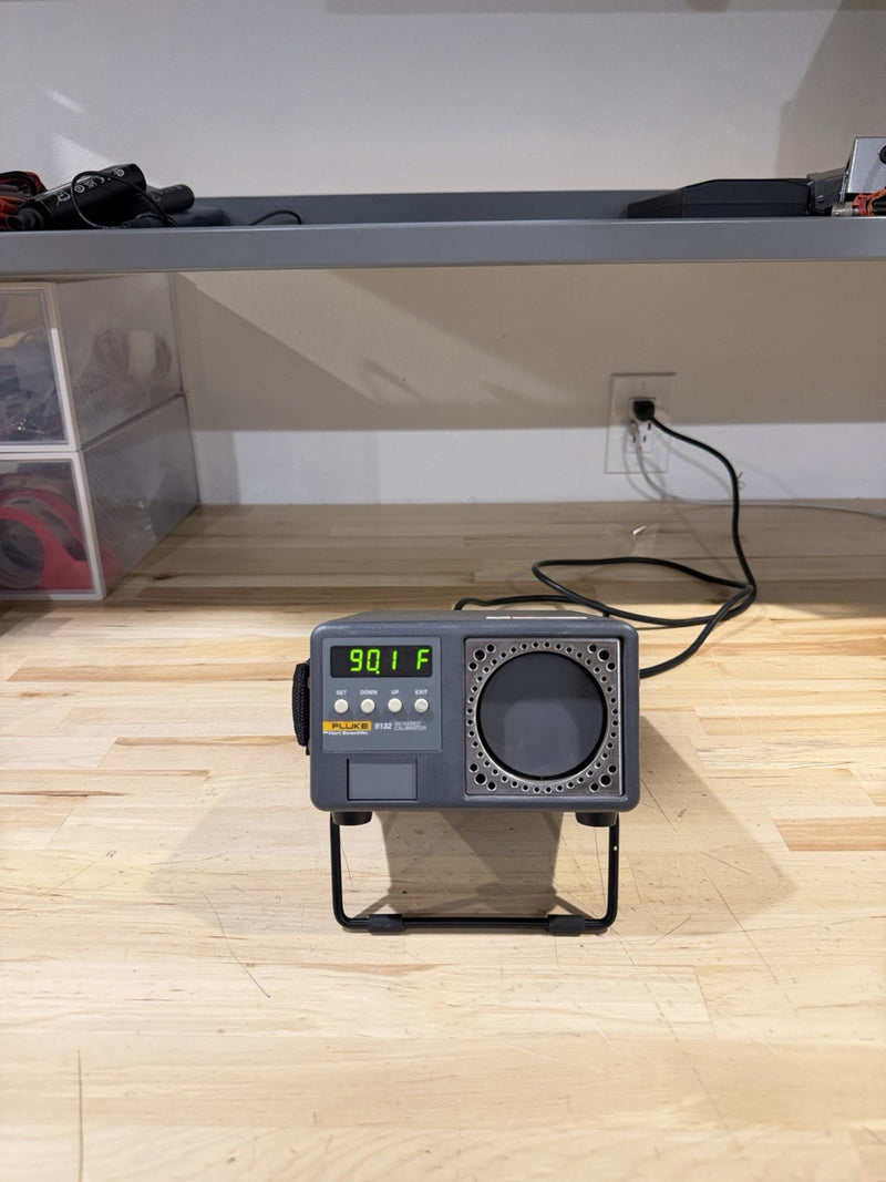 FLUKE 9132 PORTABLE IR INFRARED CALIBRATOR 50°C TO 500°C (TESTED) FREE SHIPPING