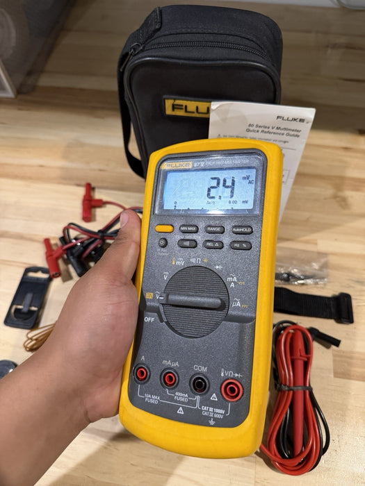 FLUKE 87V TRUE RMS MULTIMETER KIT W/ LEADS (TESTED) SHIPS FAST