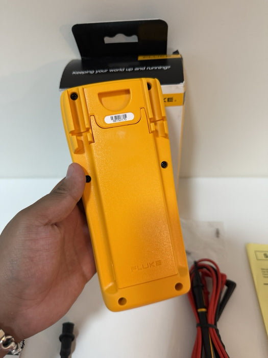 FLUKE 3000 FC WIRELESS DIGITAL MULTIMETER MFD 2025