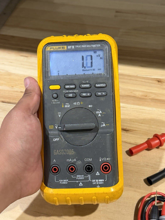 FLUKE 87V TRUE RMS MULTIMETER W/ LEADS - TESTED (SHIPS FAST)