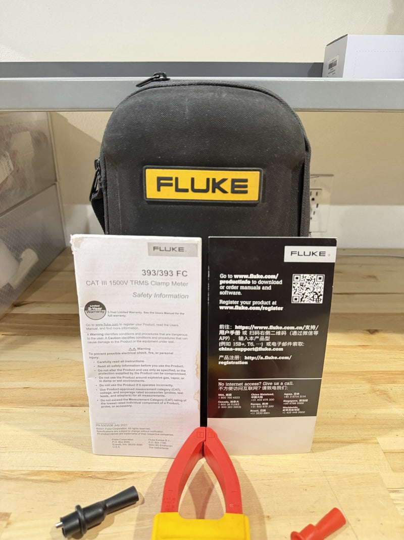 FLUKE 393 FC CAT III 1500V TRMS CLAMP METER W/LEADS TESTED