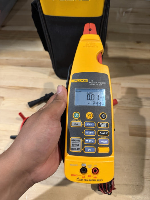 FLUKE 772 MILLIAMP PROCESS CLAMP WITH LEADS & CLIPS TESTED