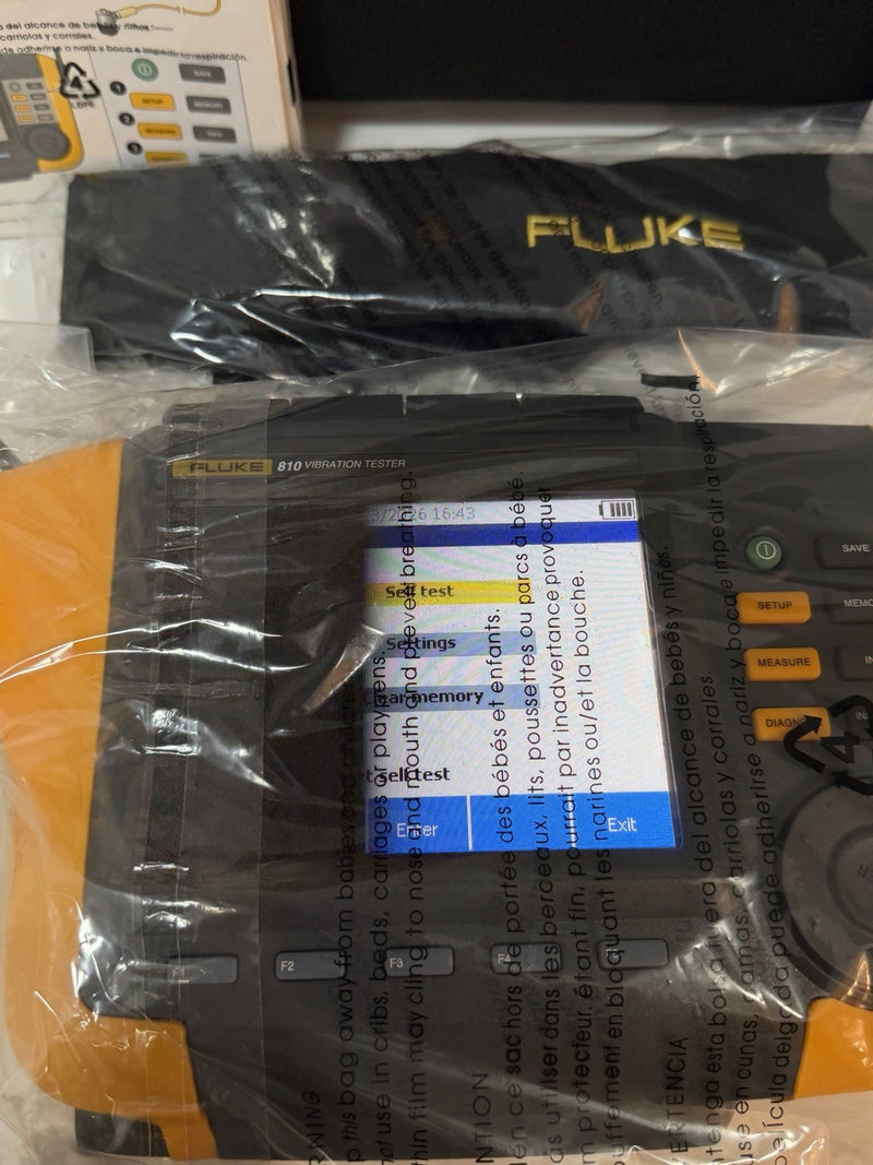 FLUKE 810 VIBRATION TESTER KIT & ACCESSORIES