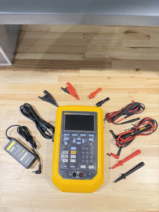 FLUKE 729 FC AUTOMATIC PRESSURE CALIBRATOR W/ ACCESSORIES (FREE SHIPPING)